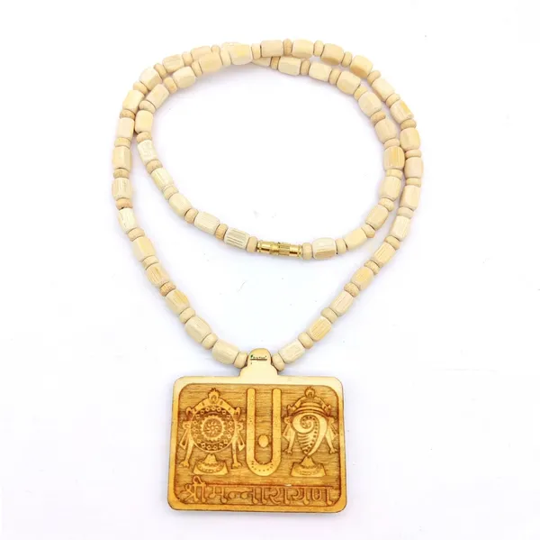 Wooden_carving_Shrimannarayan_Shankh_Chakra_Pendant_with_Tulsi_kanthi_Mala_(Tiru.balaji.W1)