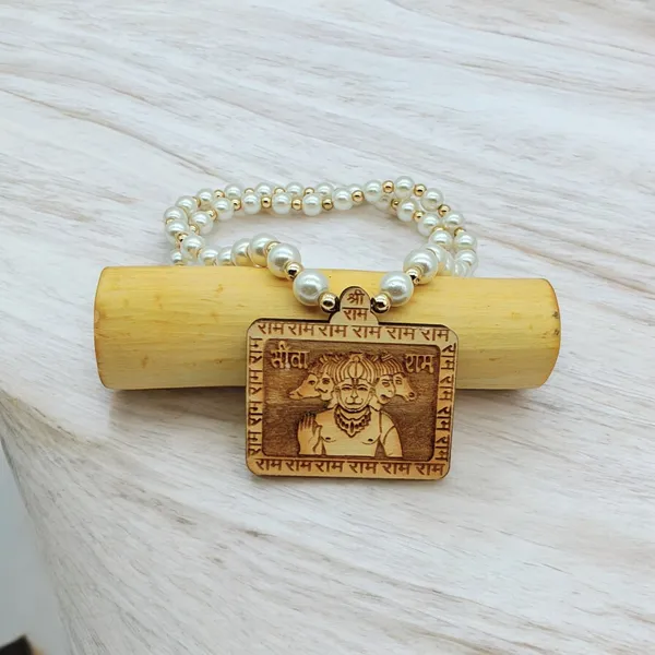 Wooden_Carving_Five_Face_Hanuman_Pendant_with_White_Pearl_mala_(5F.H.Wcry)