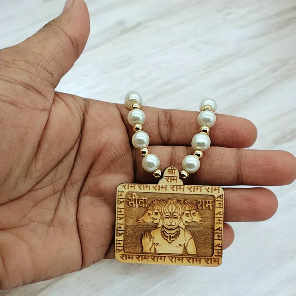 Wooden_Carving_Five_Face_Hanuman_Pendant_with_White_Pearl_mala_(5F.H.Wcry)