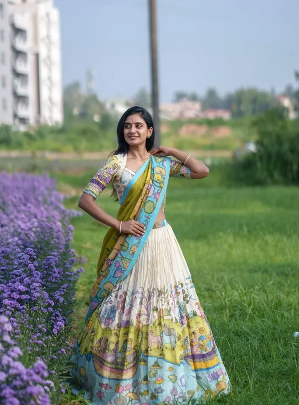 Multicolor_Elegant_Kalamkari_Printed_Lehenga_Choli_with_Hand_Embroidery_Fully_Stitched