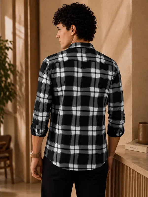 Men�s_Black_&_White_Checkered_Full_Sleeve_Casual_Shirt_|_Stylish_Plaid_Pattern_Shirt_for_Men