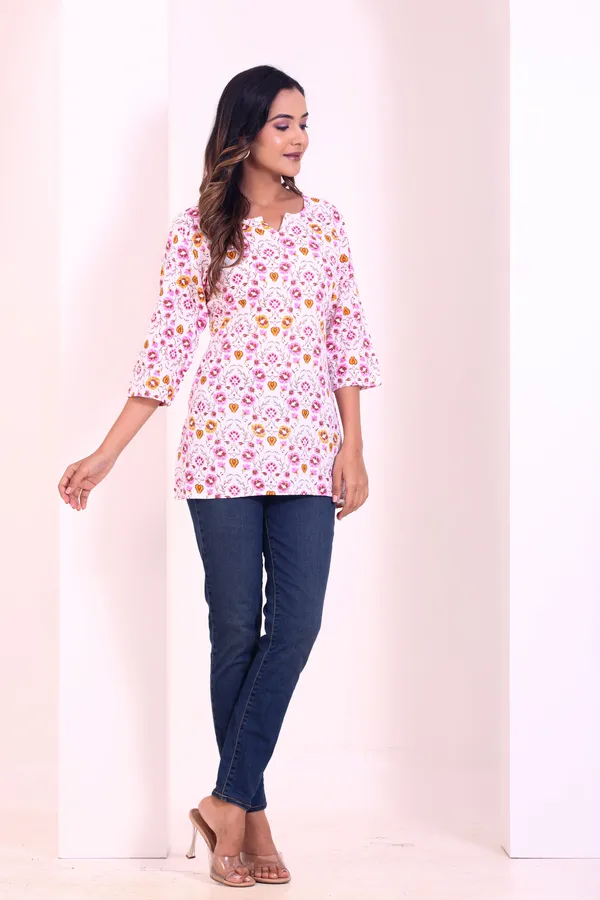Women_Floral_print_Short_kurti