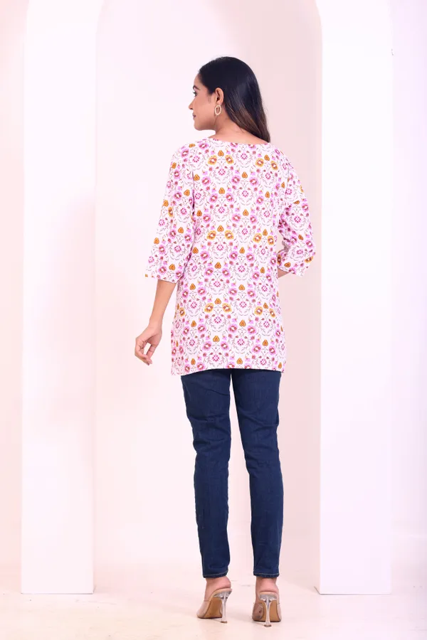 Women_Floral_print_Short_kurti
