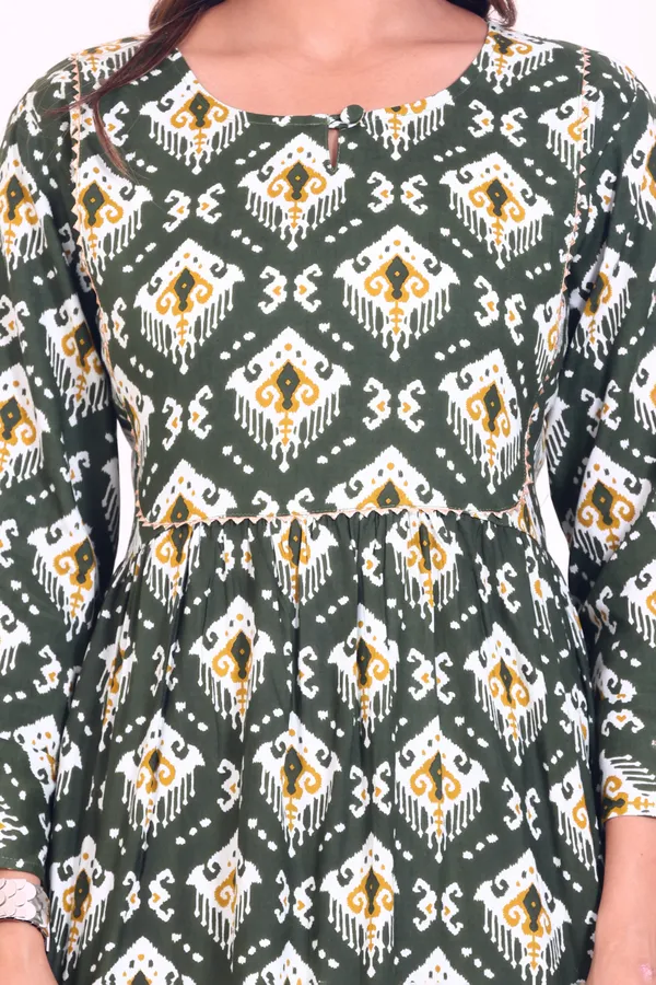 Elegant_Women_Green_Printed_Kurta