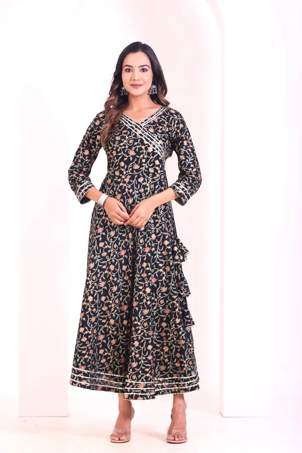 Smartyhub_Women's_Black_Gold_Printed_Gown
