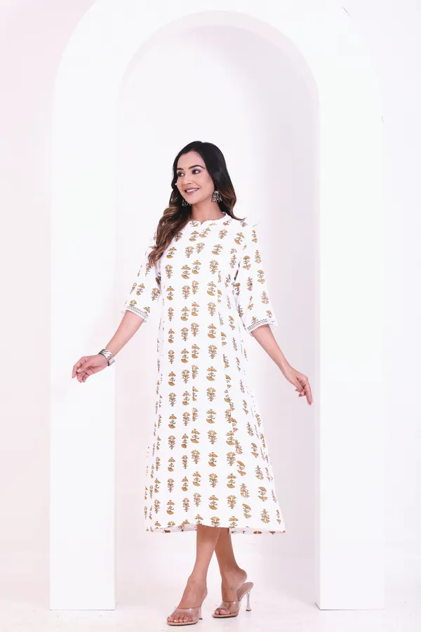 Smartyhub_Women_White_Printed_Gown