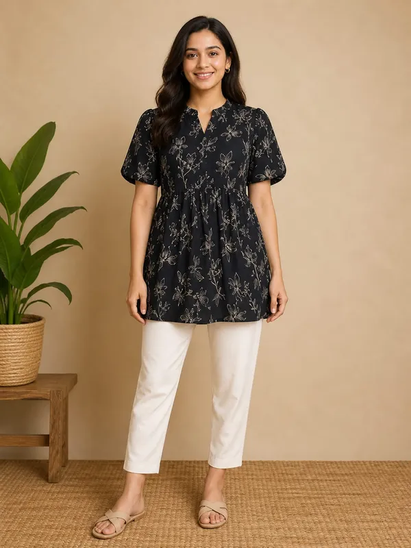 Black_Cotton_Short_Top_For_Women