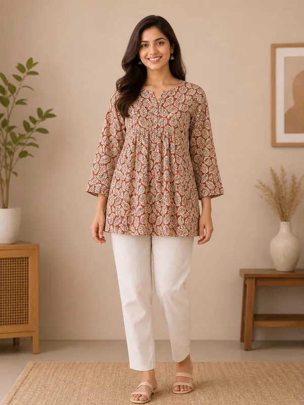 Maroon_Cotton_Short_Top_For_Women