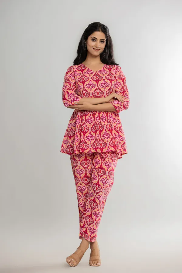 Peach_Premium_Cotton_Floral_Print_Co-Ord_Set_For_Women_&_Girls