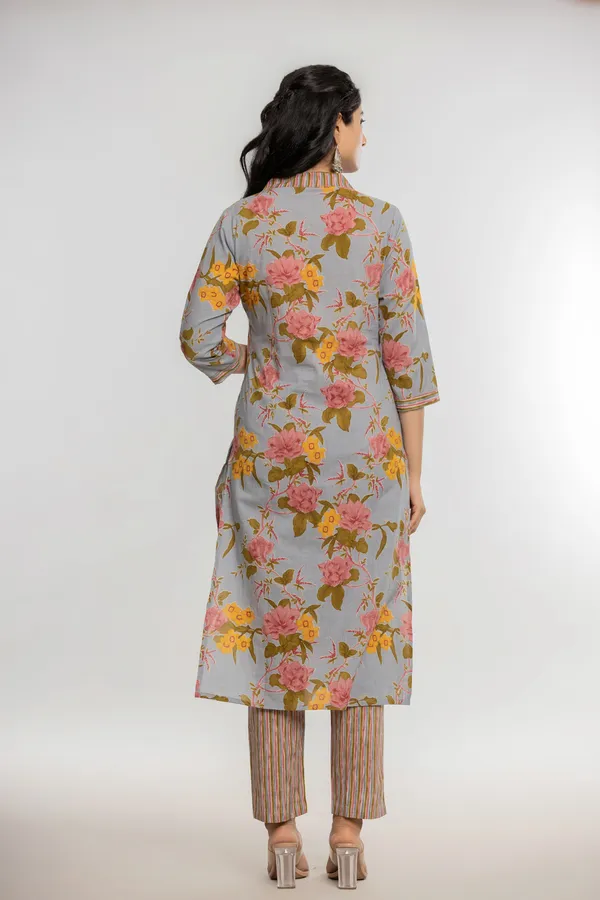 Grey_Premium_Cotton_Floral_Print_Kurti_Set_For_Women_&_Girls