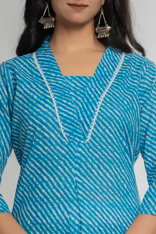 Blue_Premium_Cotton_Lahriya_Print_Kurti_For_Women_&_Girls