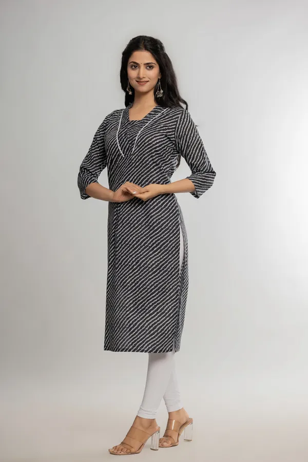 Black_Premium_Cotton_Lahriya_Print_Kurti_For_Women_&_Girls