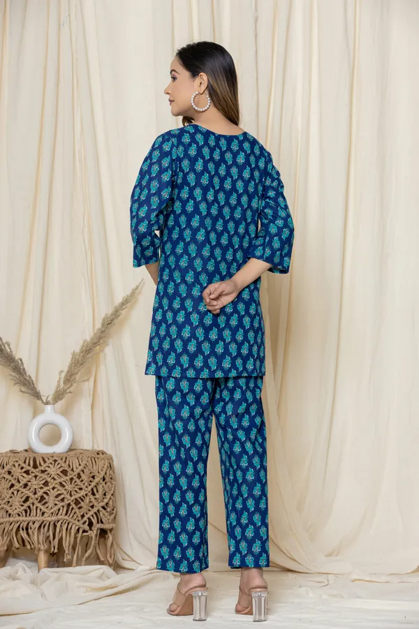 Blue_Premium_Cotton_Floral_Print_Night_Suit_For_Women_&_Girls