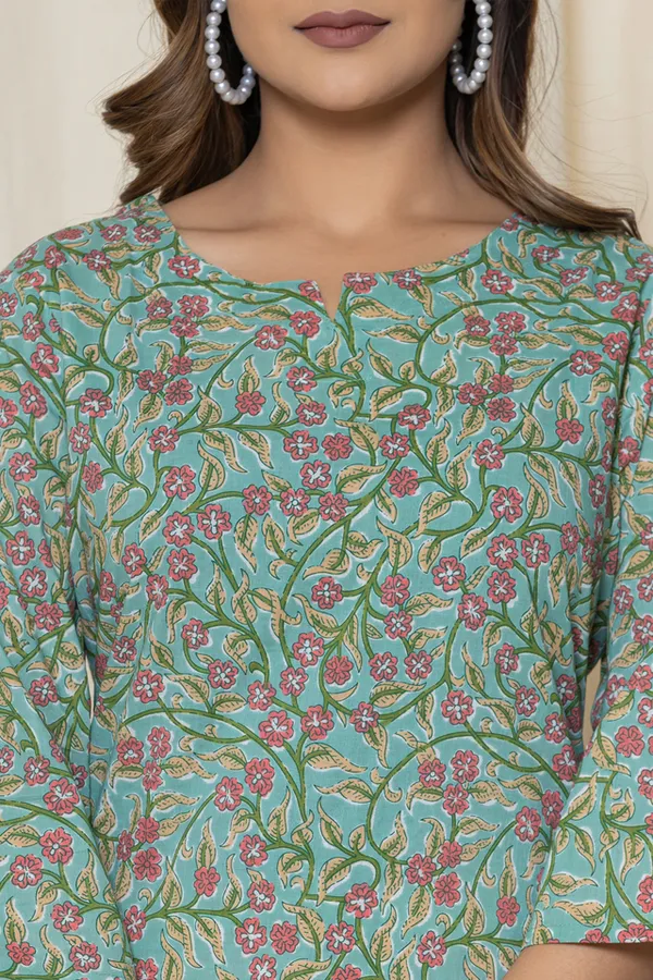 Green_Premium_Cotton_Floral_Print_Night_Suit_For_Women_&_Girls