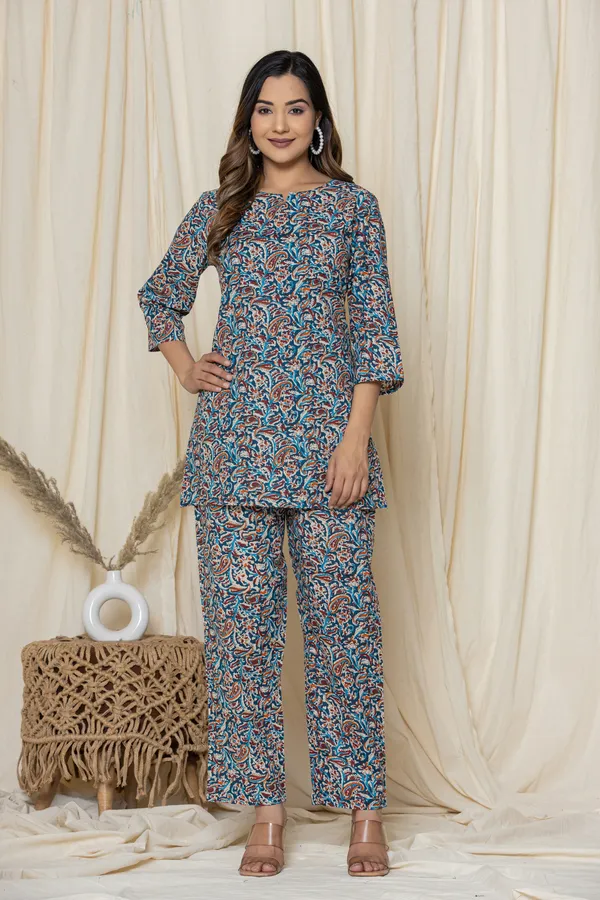 Navy_Blue_Premium_Cotton_Floral_Print_Night_Suit_For_Women_&_Girls