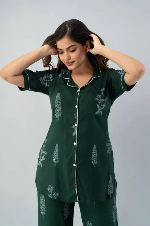 Green_Rayon_Printed_Night_Suit_Set_For_Women