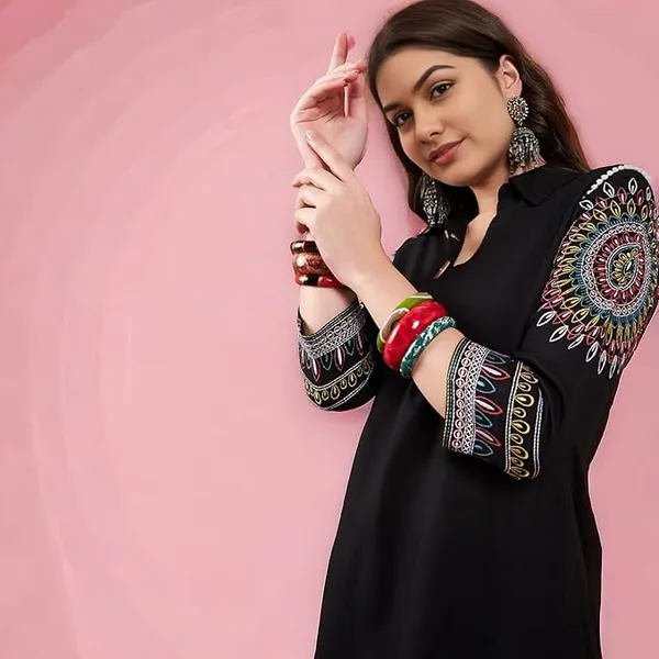 Black_Rayon_Printed_Ethnic_Suit_Set_For_Women