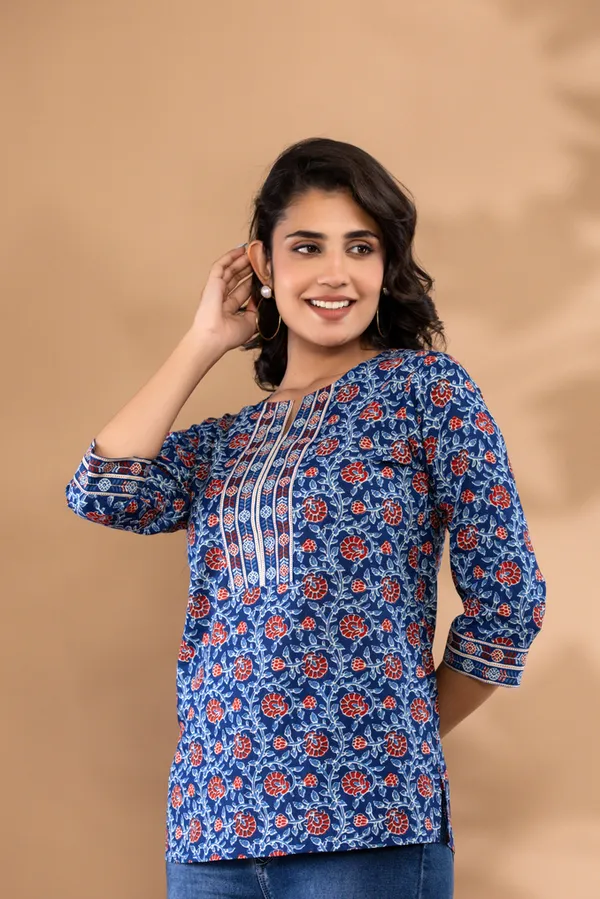Blue_Cotton_Printed_Tunic_For_Women
