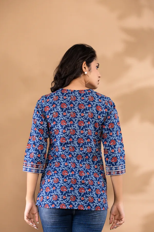 Blue_Cotton_Printed_Tunic_For_Women