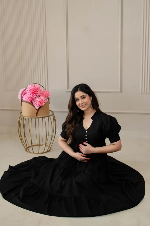 BLACK_MATERNITY_LONG_DRESS