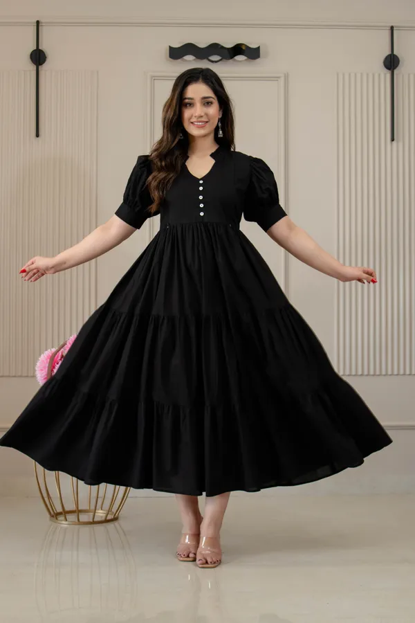 BLACK_MATERNITY_LONG_DRESS