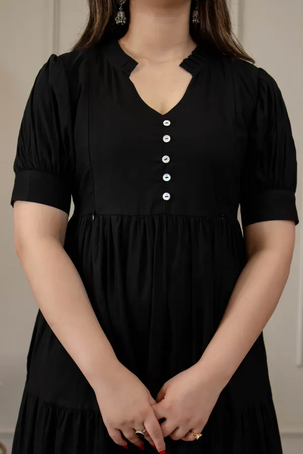 BLACK_MATERNITY_LONG_DRESS