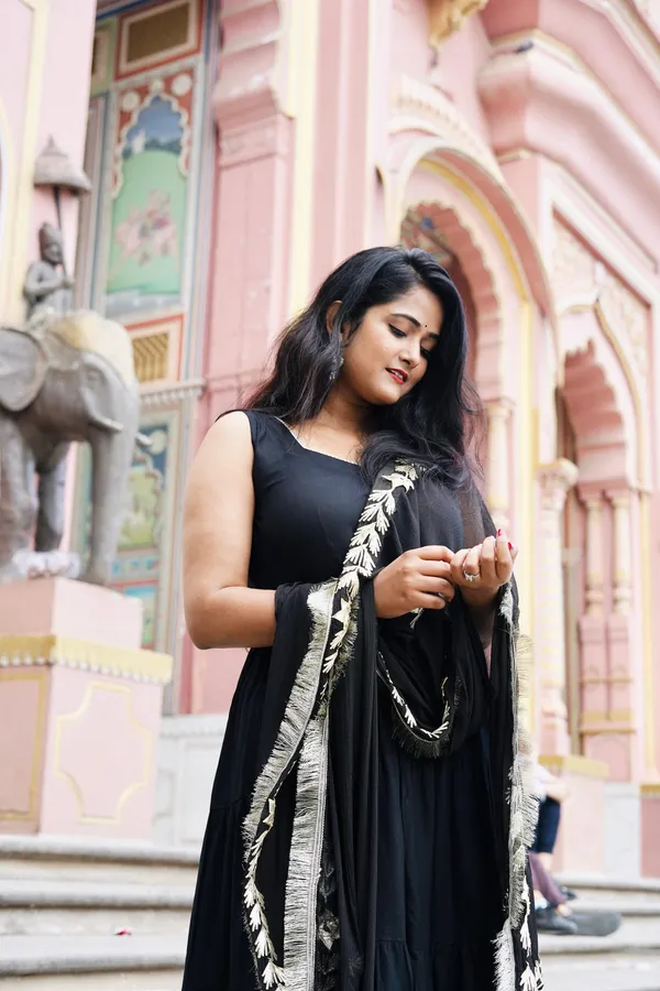 Black_Rayon_Gotapatti_Suit_With_Dupatta_(without_Pant)