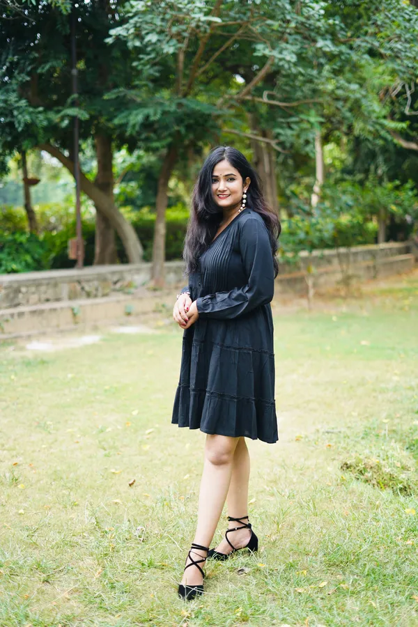 Black_Rayon_Solid_Flared_Dress