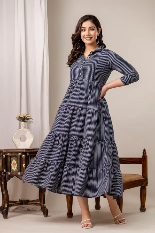 Blue_4tire_maternity_dress
