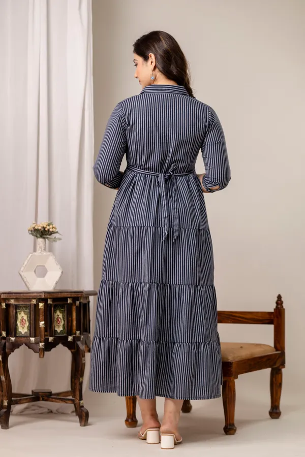 Blue_4tire_maternity_dress