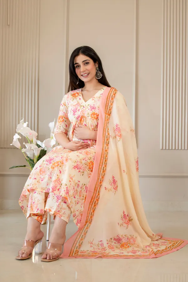 Cream_Cotton_Floral_Printed_Kurta_Set