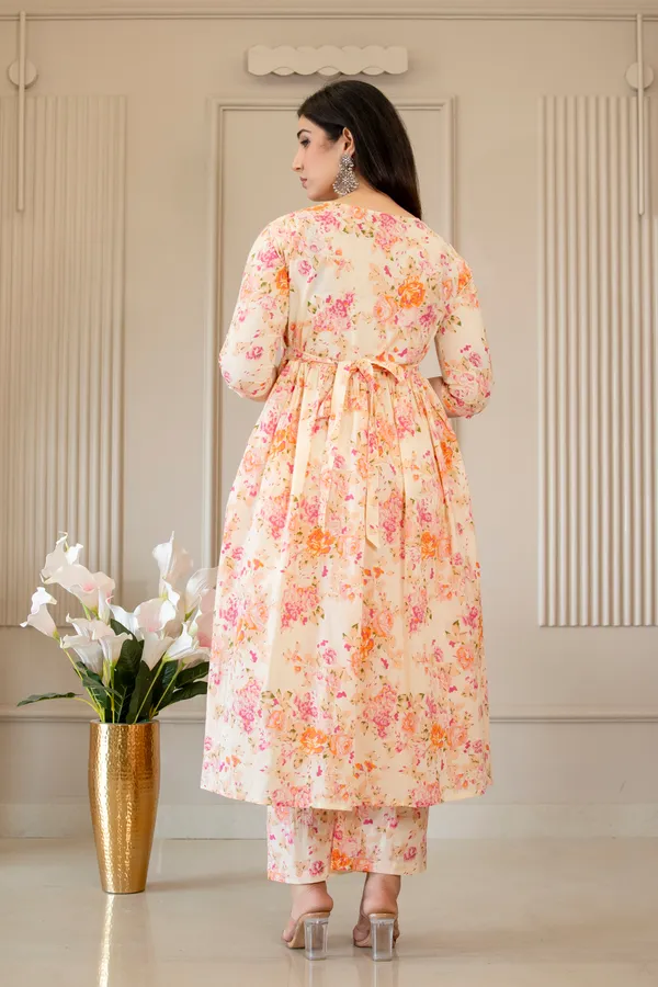 Cream_Cotton_Floral_Printed_Kurta_Set