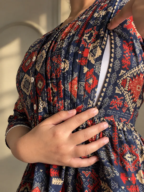 Cotton_Geometric_Printed_Maternity_Top