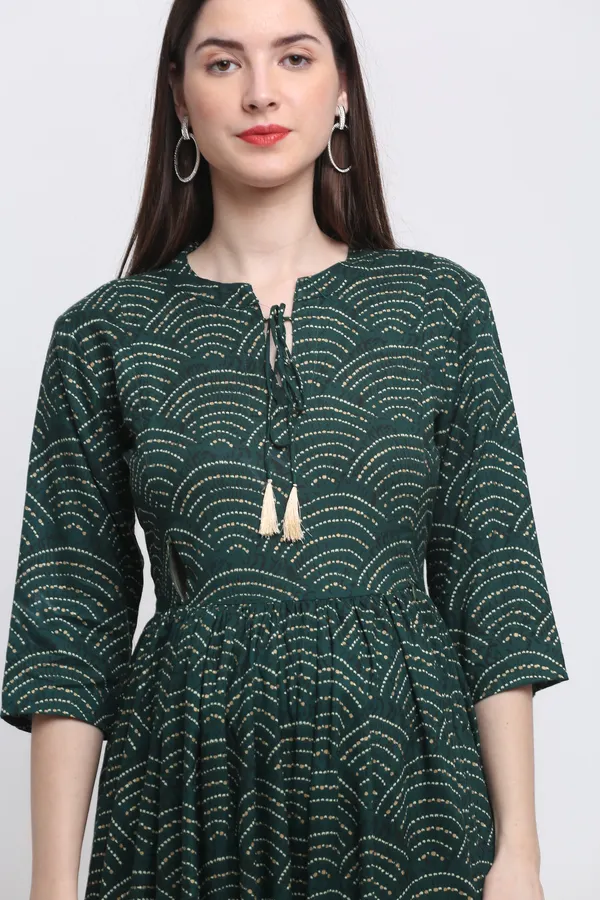 GREEN__BANDHEJ_PRINTED_MATERNITY_DRESS