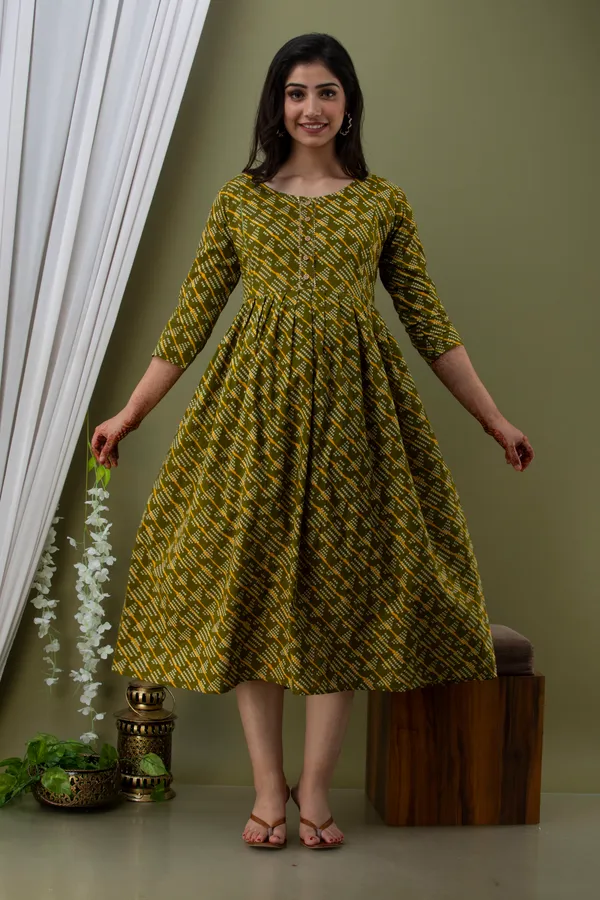 Green_Lahariya_Printed_Maternity_&_Nursing_Dress