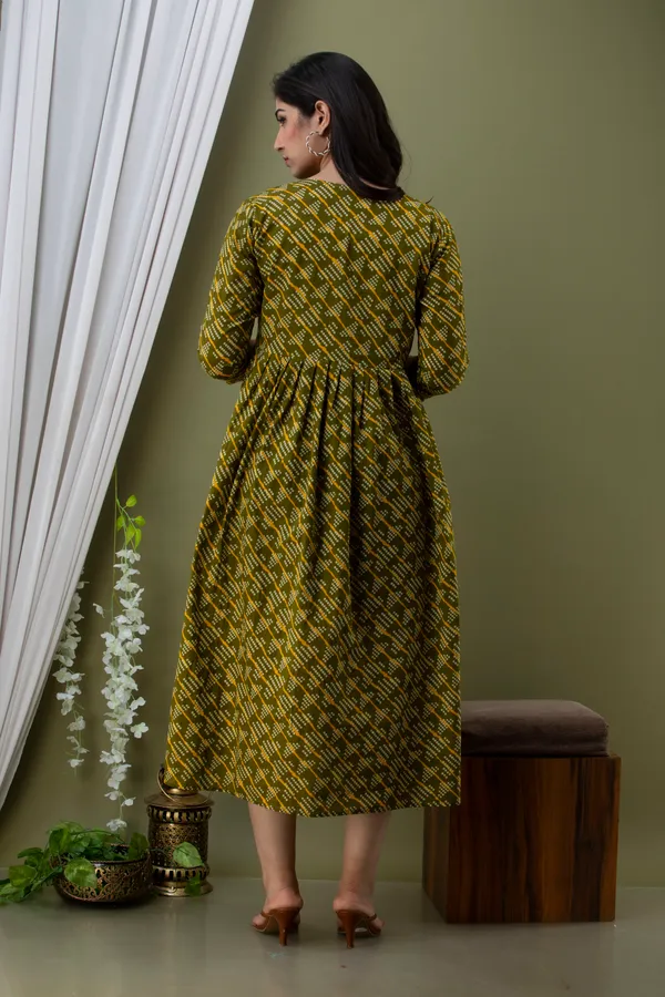 Green_Lahariya_Printed_Maternity_&_Nursing_Dress