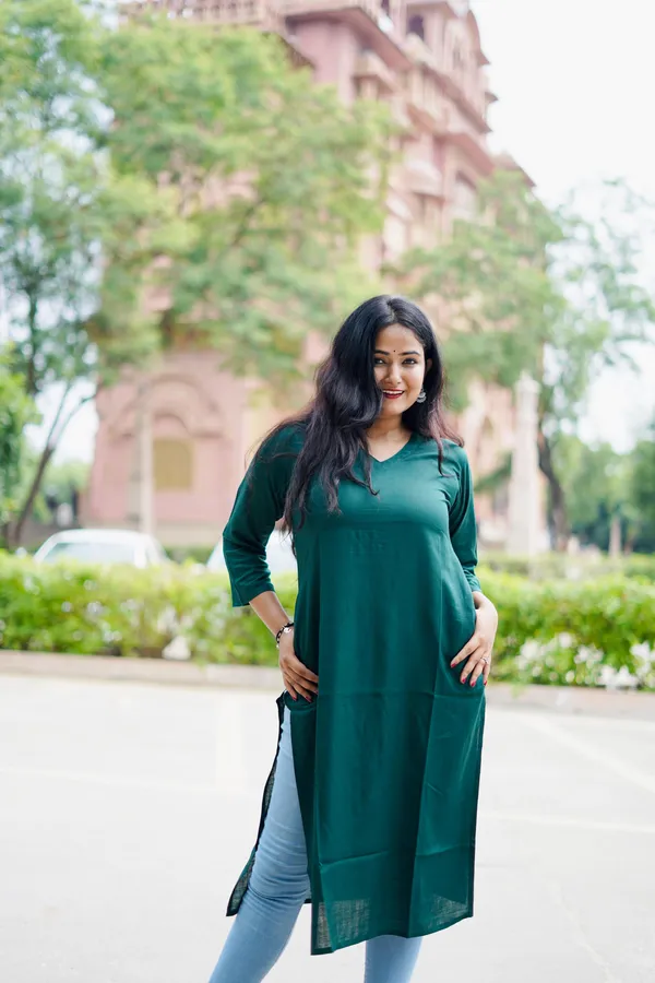 Green_Rayon_Solid_A-Line_kurti