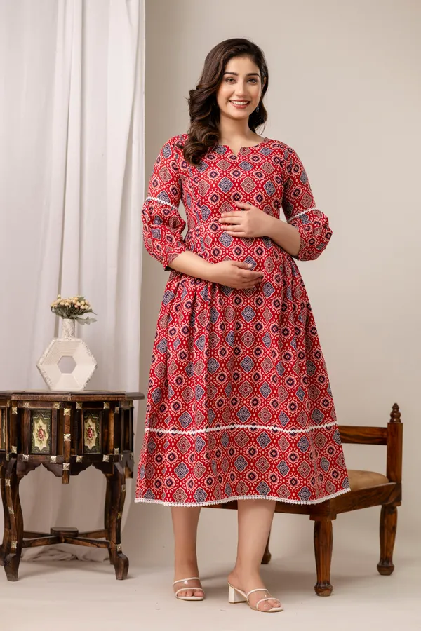 Patola_printed__maternity_dress