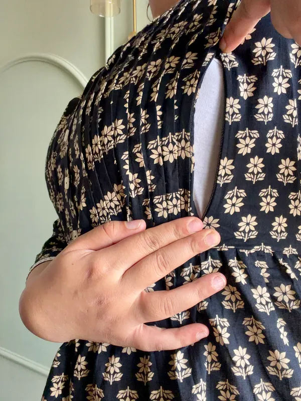Cotton_Black_Floral_Printed_Maternity_Top