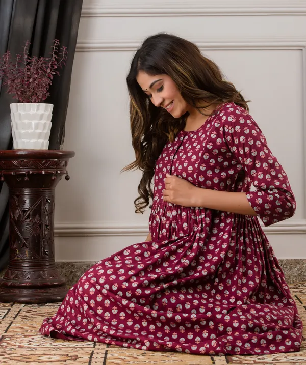 WINE_FLOWER_PRINTED_MATERNITY_DRESS