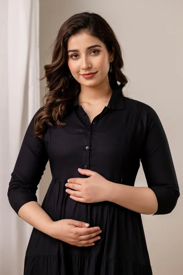 black_shirt_coller_4_tyer_maternity_dress