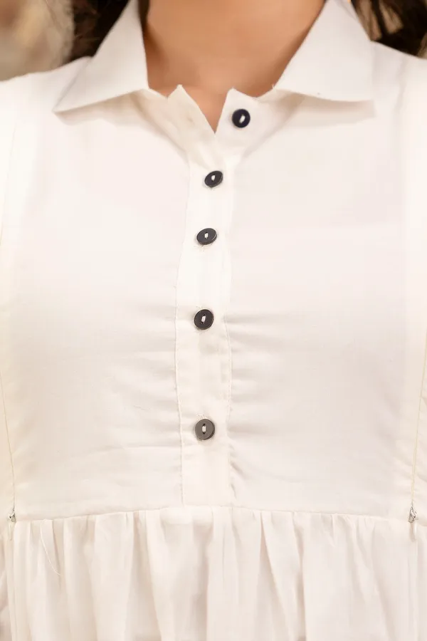 white_shirt_collar_4_tire_maternity_dress