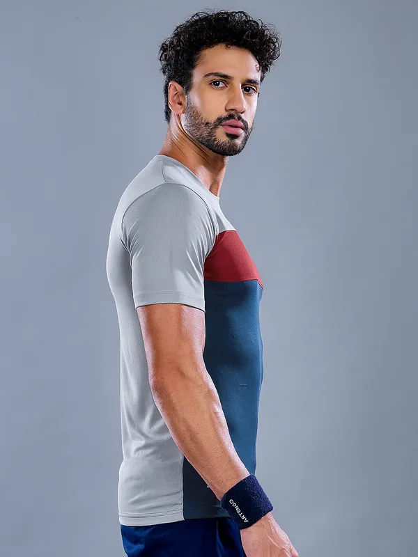 Men's_Solid_Quick_Dry_Sports_Gym_T-Shirt_Breathable_Moisture-Wicking_Half_Sleeve_Round_Crew_Neck_Regular_Fit_Active_Wear