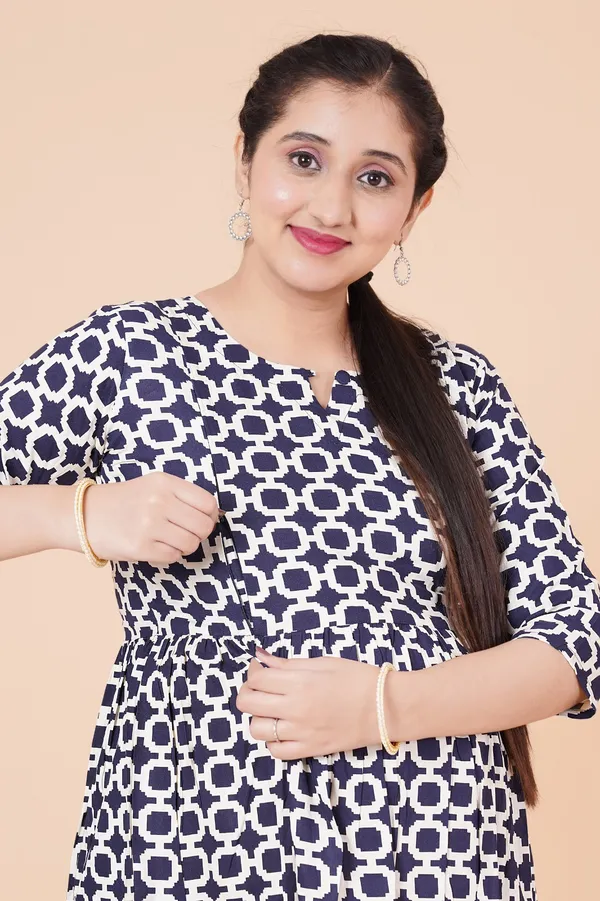 Printed_Feeding_&_Maternity_Cord_set_With_Zippers_(Top_&_Bottom)