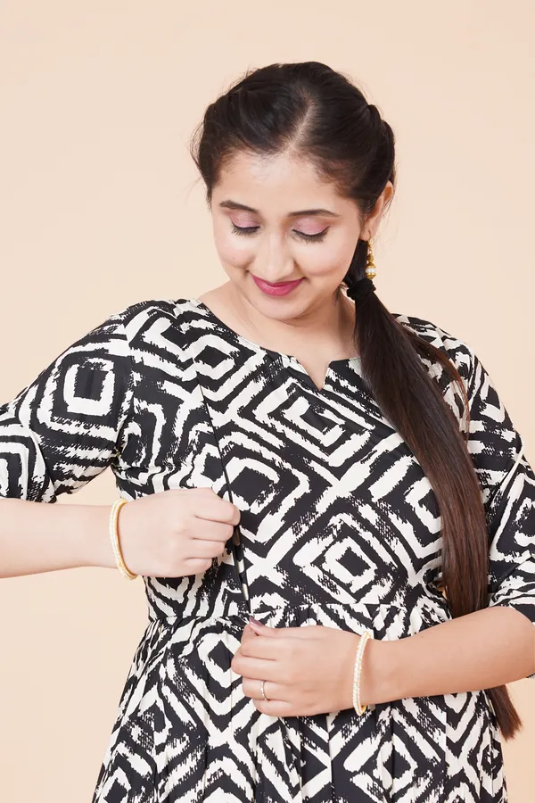 Printed_Maternity_&_Feeding_Cord_set_With_Zippers_(Top_&_Bottom)