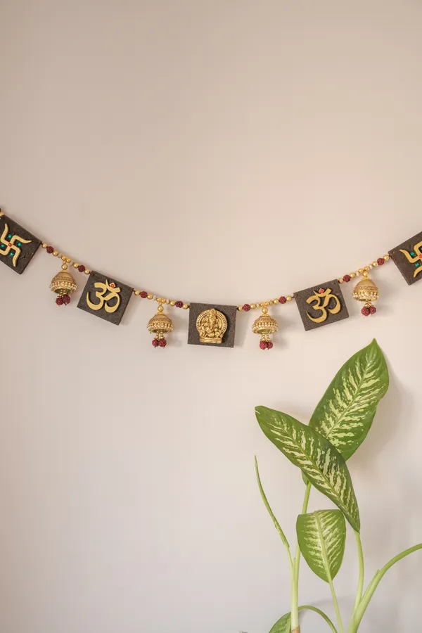 48-Inch_Handcrafted_Toran_|_Gold_Plated_Ideal_Housewarming_Gift_for_Indian_Homes