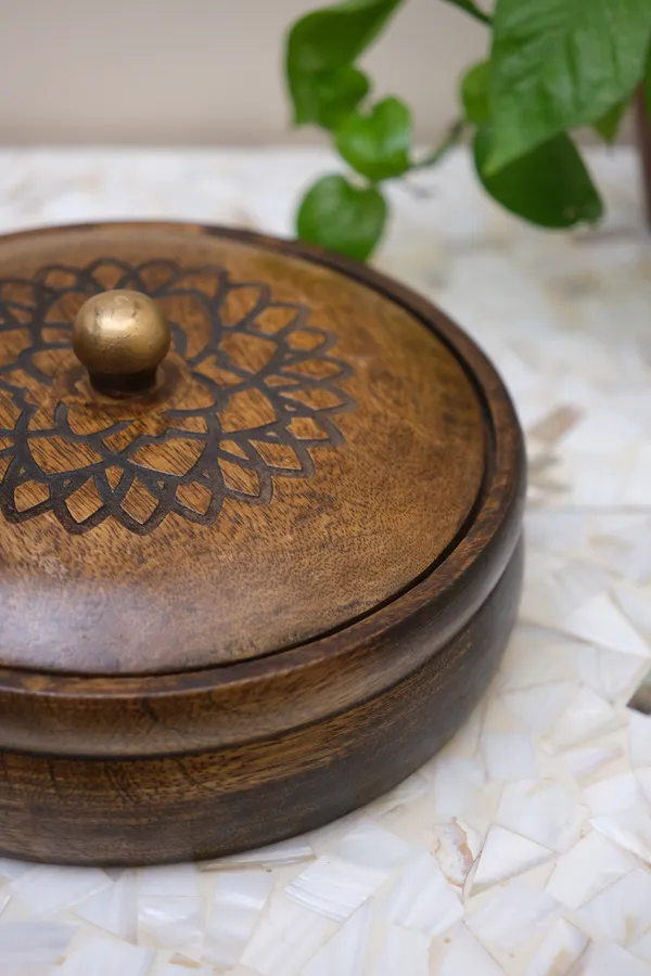 Timeless_Wooden_Roti_Box