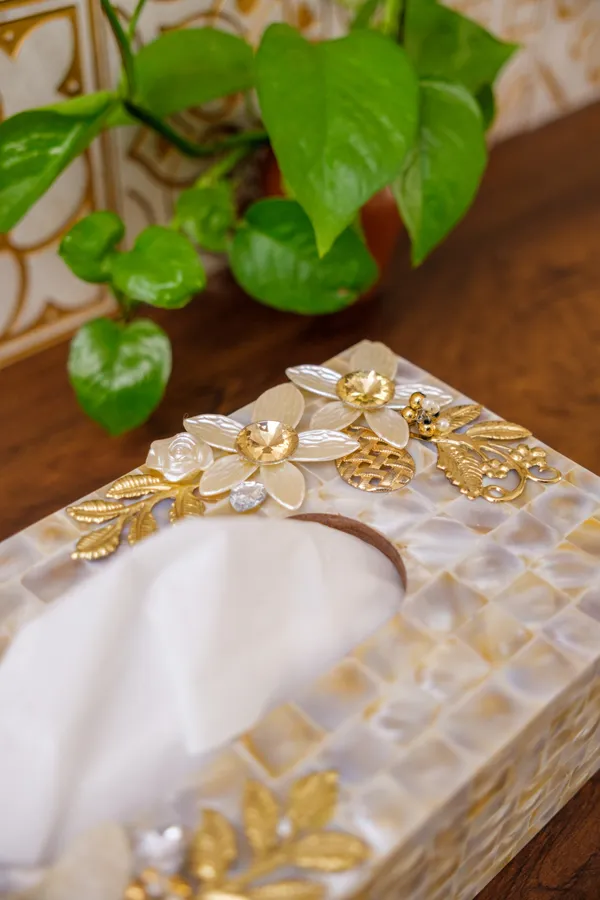 White_Mother_of_Pearl_Tissue_Box