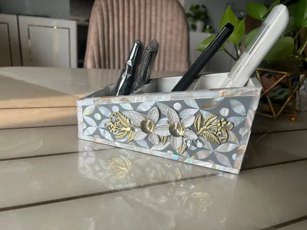 Designer_Ethereal_-_Mother_of_Pearl_-_Remote_Stand