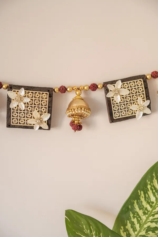 Luxury_48-Inch_Toran_|_Gold_Plated__Door_Hanging_with_Cultural_Elegance